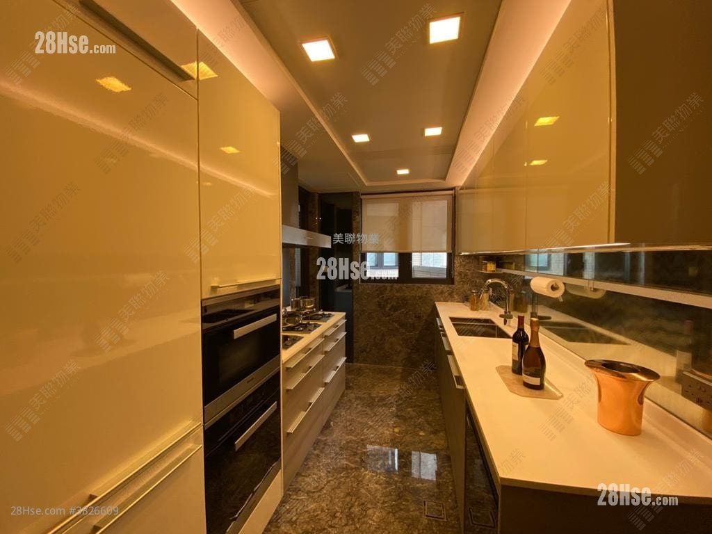 St.moritz Sell 4 Bedrooms , 3 Bathrooms 1,519 ft²