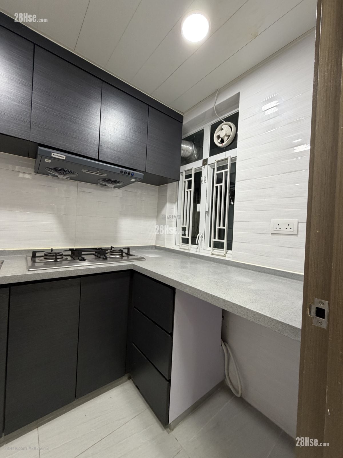 觀塘大廈 售盤 2 房 , 1 浴室 397 平方呎