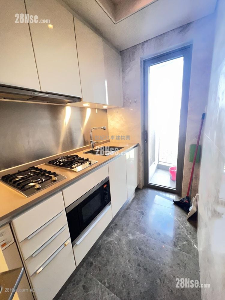 Grand Austin Rental 2 Bedrooms , 2 Bathrooms 581 ft²