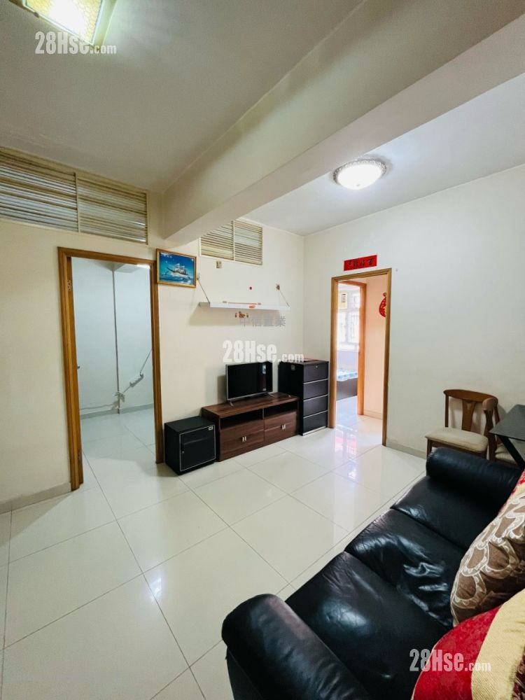 唐樓 租盤 3 房 , 1 浴室 530 平方呎