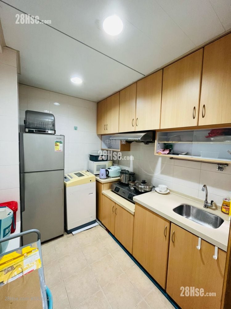 唐樓 租盤 3 房 , 1 浴室 530 平方呎