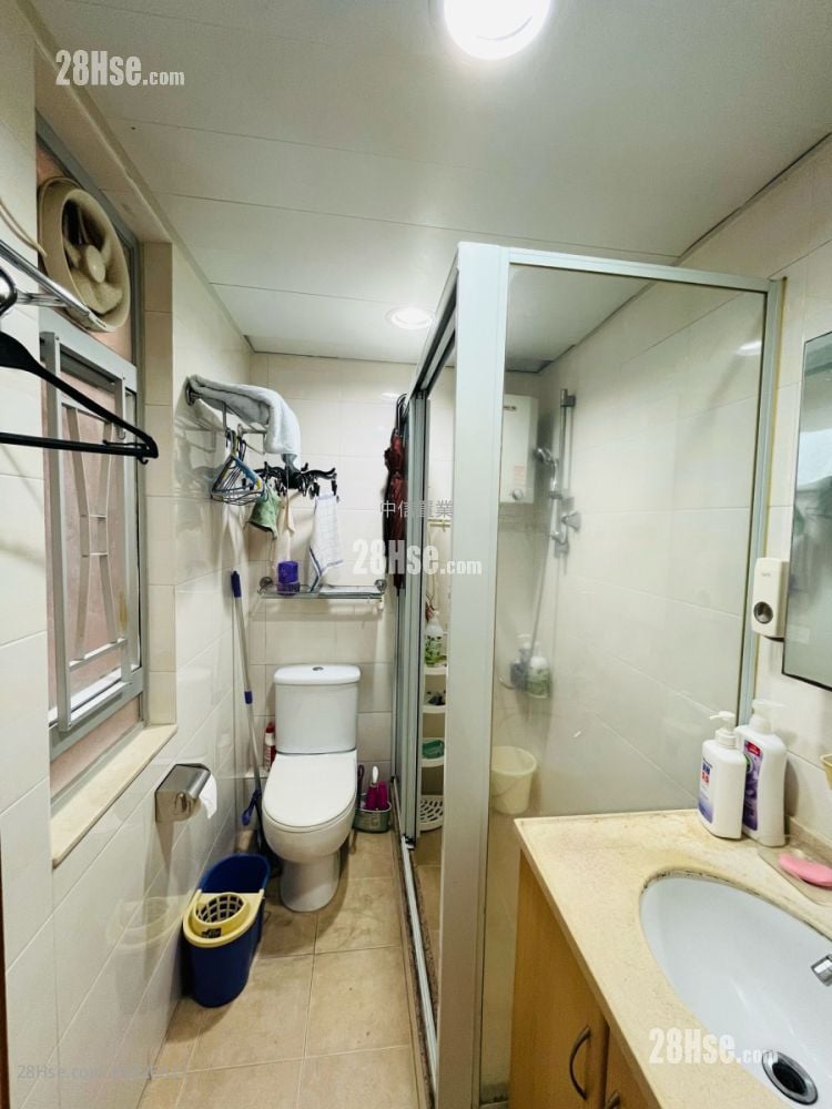 唐樓 租盤 3 房 , 1 浴室 530 平方呎