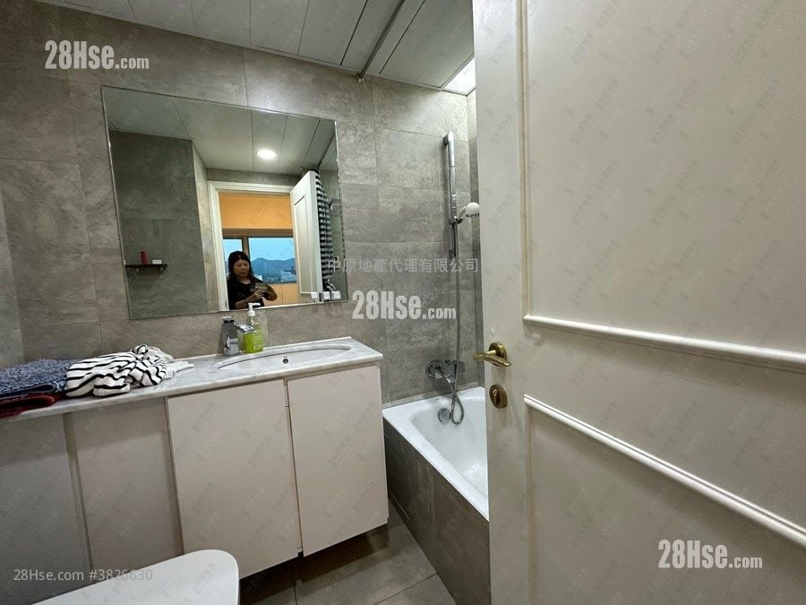 泓景台 售盘 3 房 , 2 浴室 660 平方尺