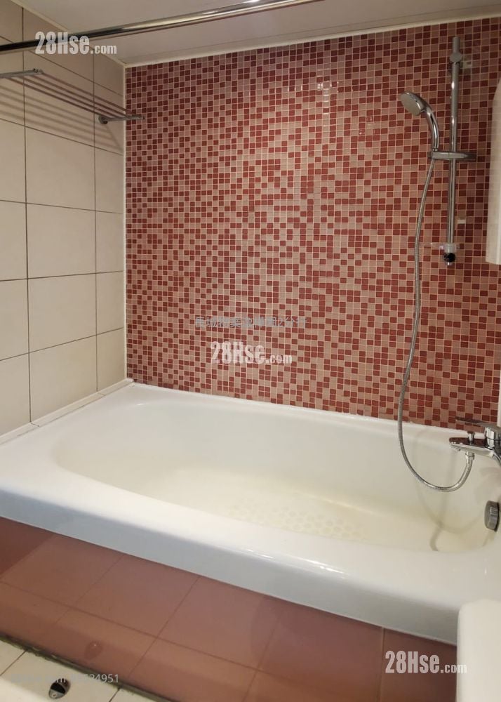 Splendid Place Sell 3 Bedrooms , 1 Bathroom 573 ft²