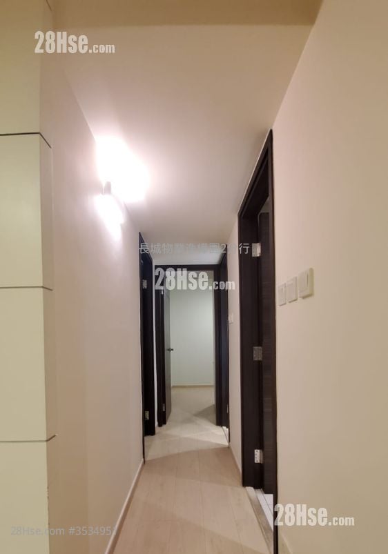 Splendid Place Sell 3 Bedrooms , 1 Bathroom 573 ft²