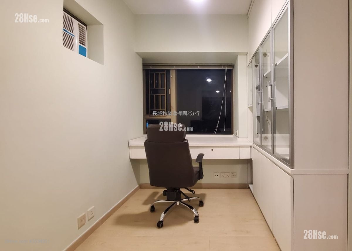 Splendid Place Sell 3 Bedrooms , 1 Bathroom 573 ft²