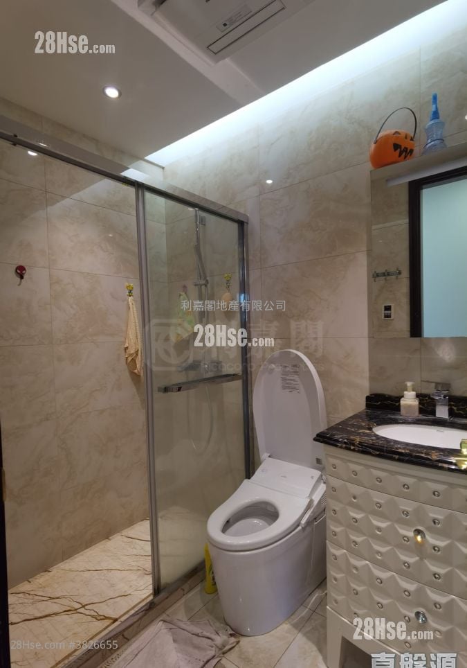 御龍山 租盤 3 浴室 1,426 平方呎