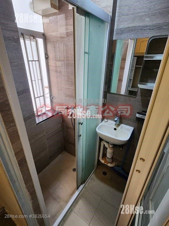 中堅樓 租盤 開放式間隔 , 1 浴室 80 平方呎