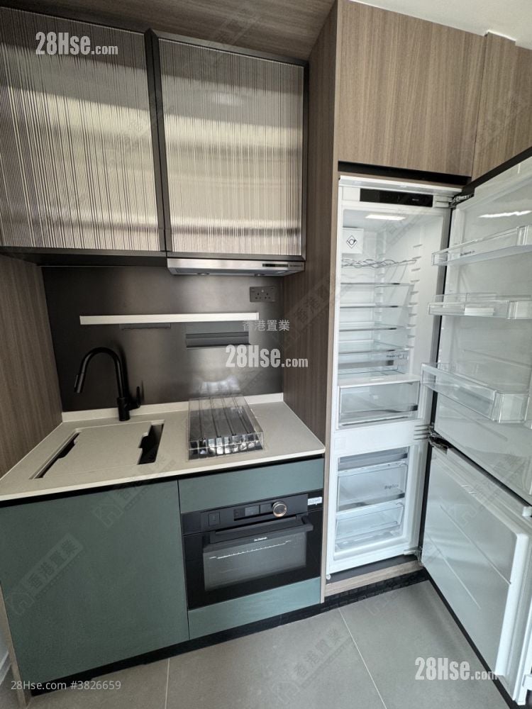 Larchwood 租盤 1 房 , 1 浴室 267 平方呎