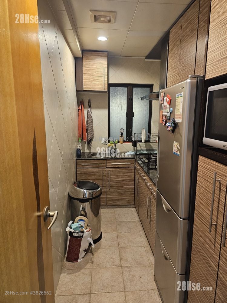 环海大厦 租盘 2 房 , 1 浴室 747 平方尺