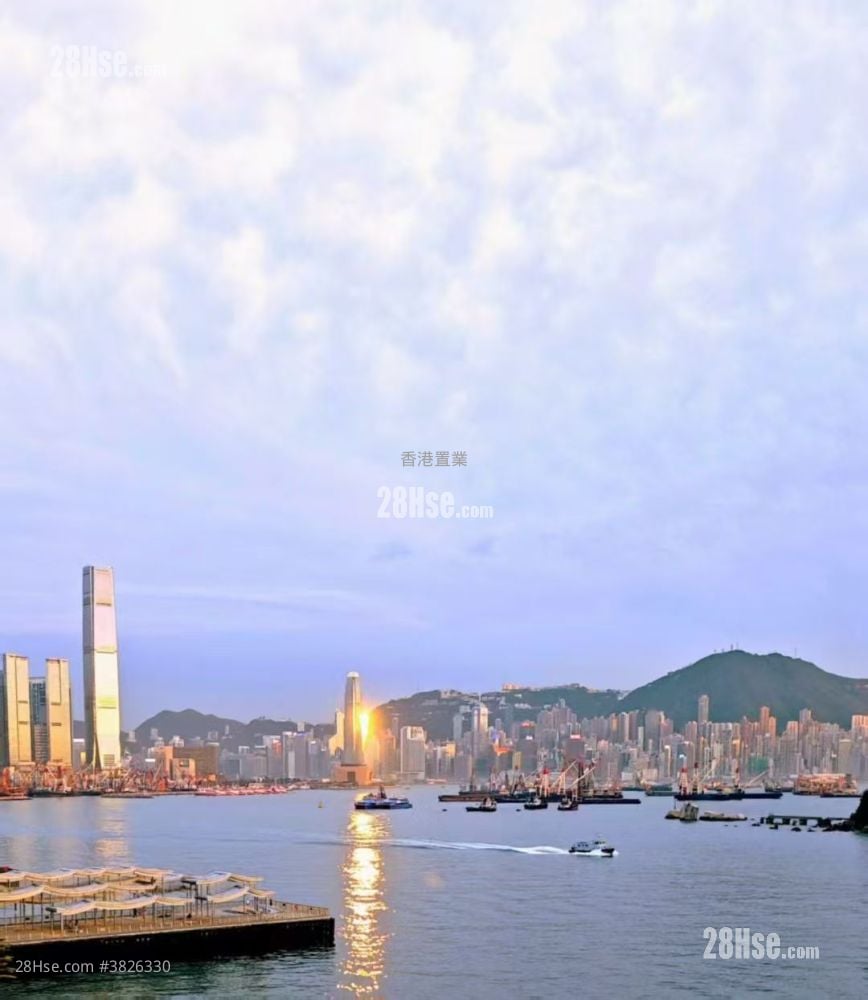 Grand Victoria Sell 3 Bedrooms , 3 Bathrooms 826 ft²