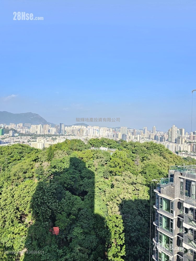 Gardenia Sell 2 Bedrooms , 1 Bathroom 423 ft²