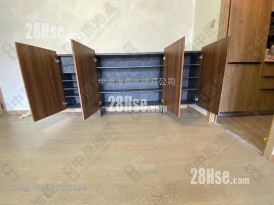 Centra Horizon Sell 3 Bedrooms 1,019 ft²