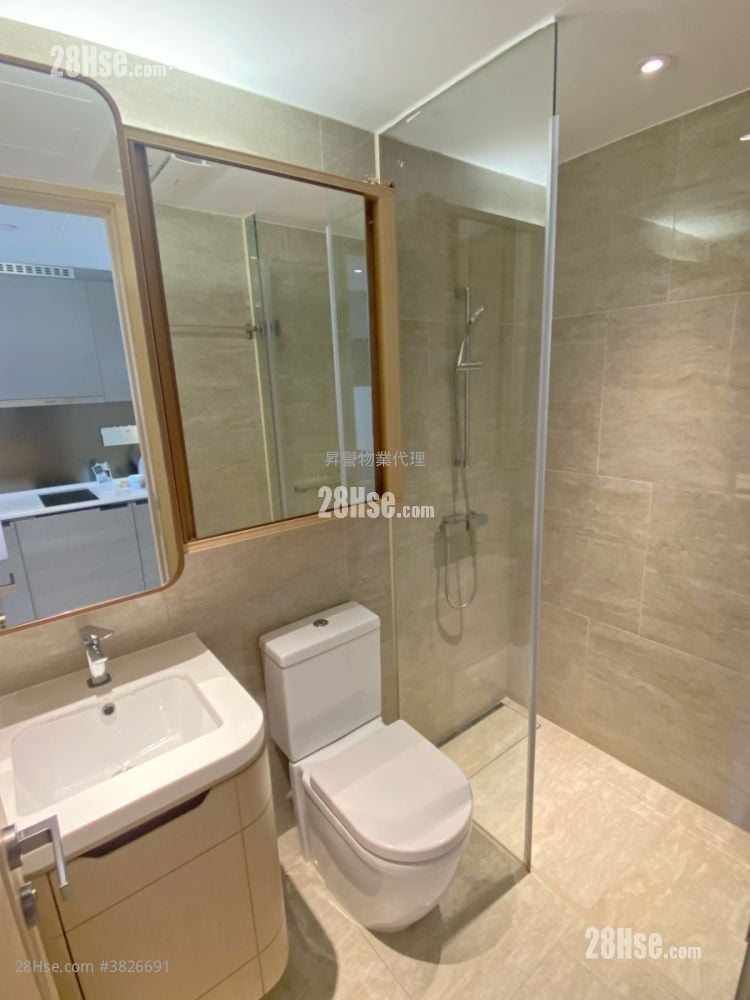 Upper East Rental Studio , 1 Bathroom 229 ft²