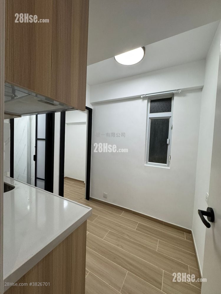 华丰大厦 租盘 1 房 , 1 浴室 150 平方尺