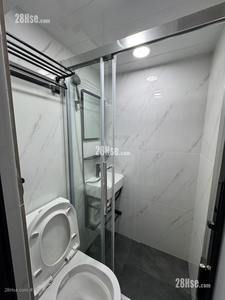 华丰大厦 租盘 1 房 , 1 浴室 150 平方尺