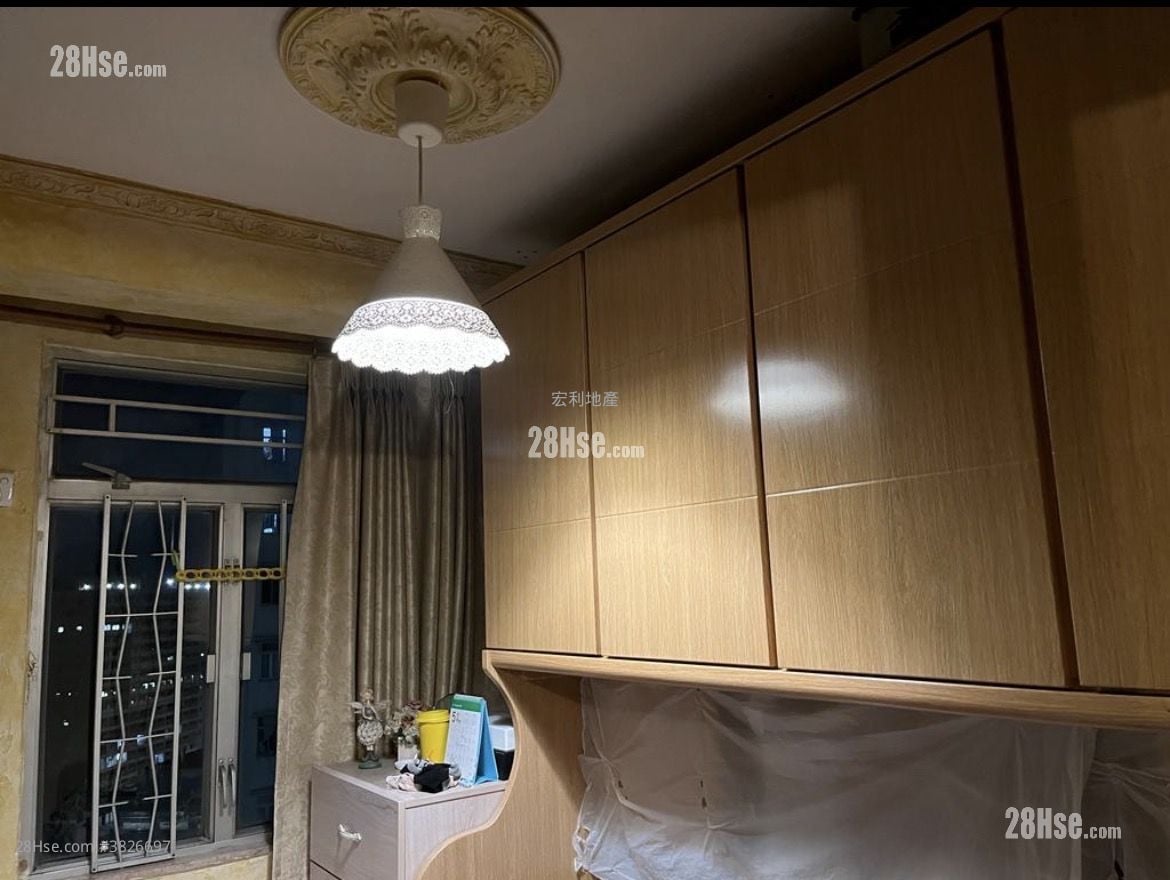 Neptune Terrace Sell 2 Bedrooms 593 ft²