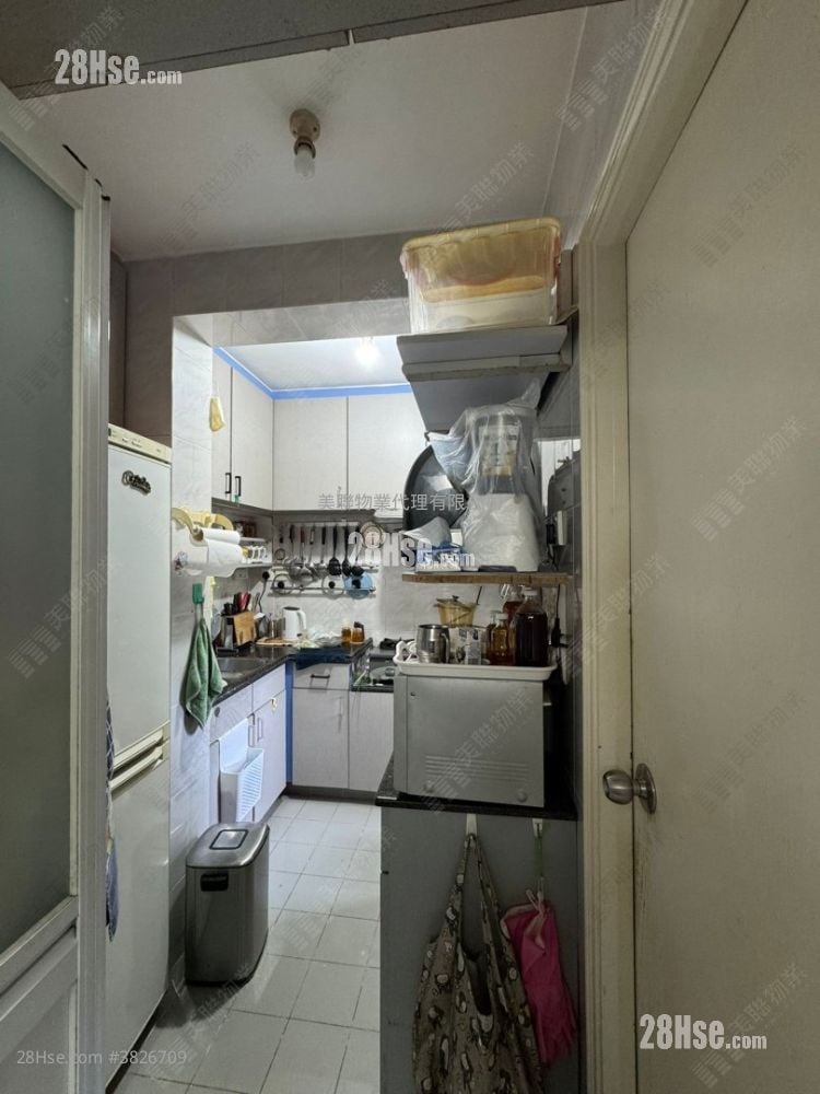 显明苑 售盘 1 房 607 平方尺