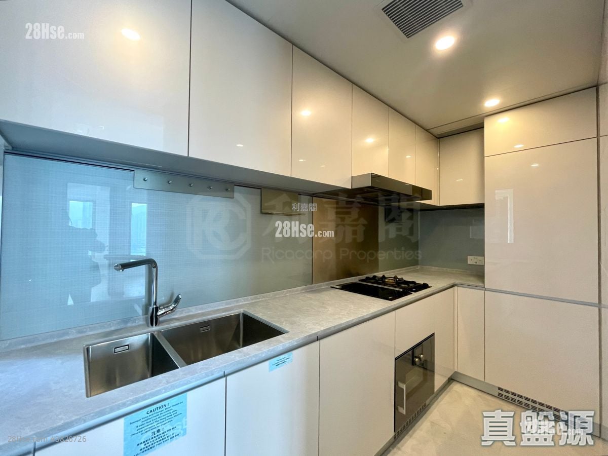 亲海駅 租盘 3 房 , 2 浴室 707 平方尺