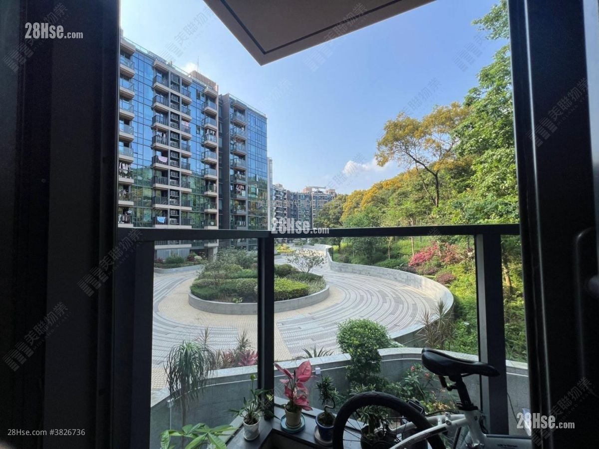 The Regent Sell 3 Bedrooms 748 ft²