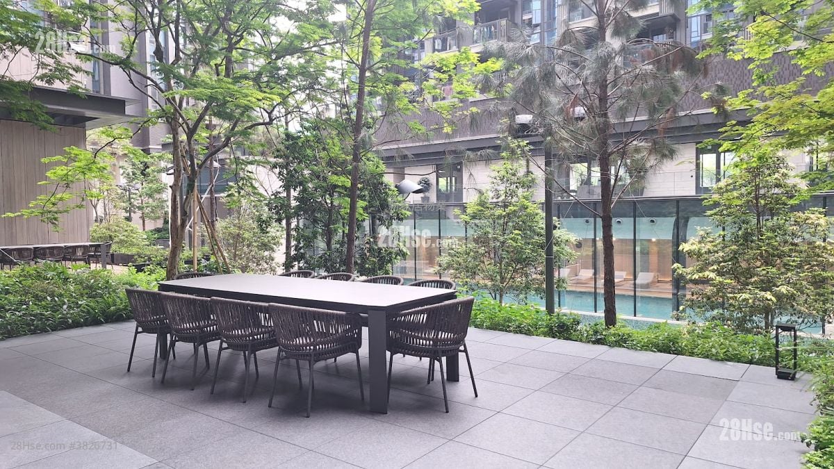 Luxury Apartment Sell 383 ft²