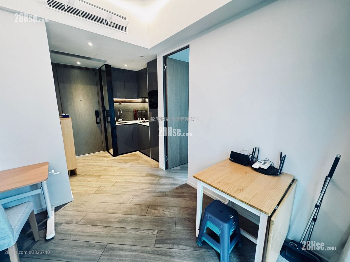 The Henley Rental 1 Bedroom , 1 Bathroom 331 ft²