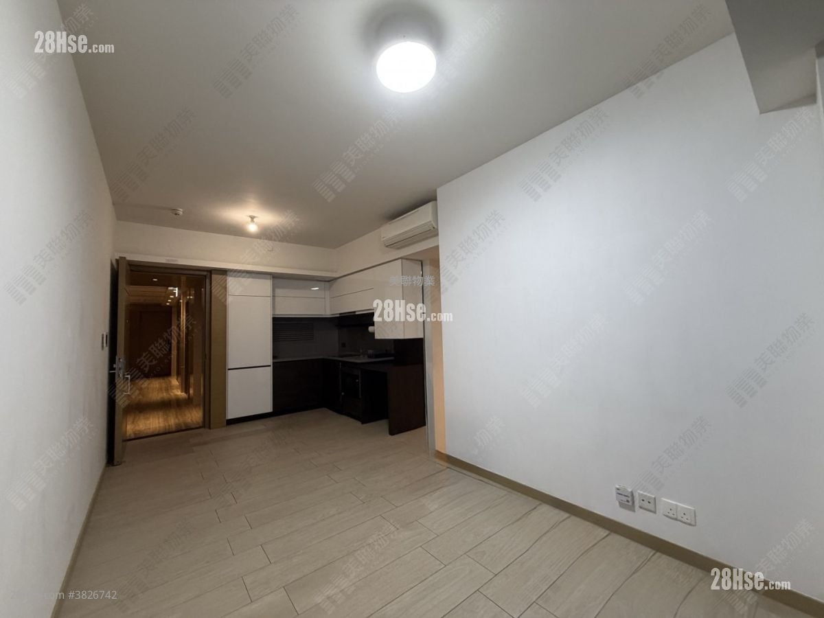 峻巒 租盤 2 房 466 平方呎