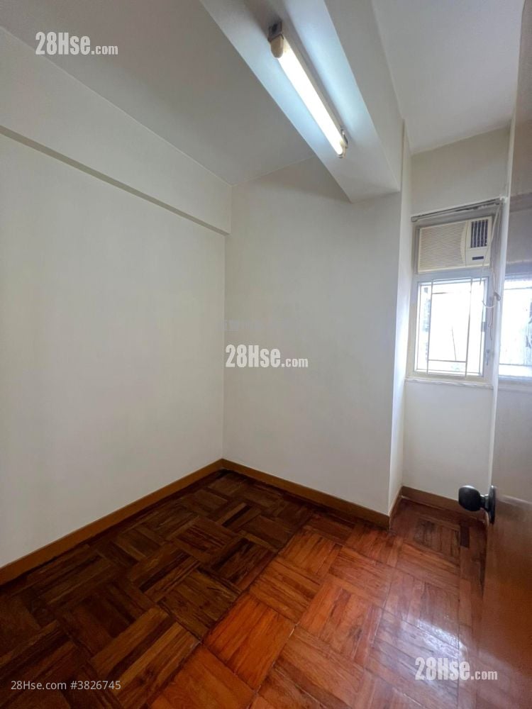 柴灣戲院大廈 租盤 2 房 , 1 浴室 408 平方呎