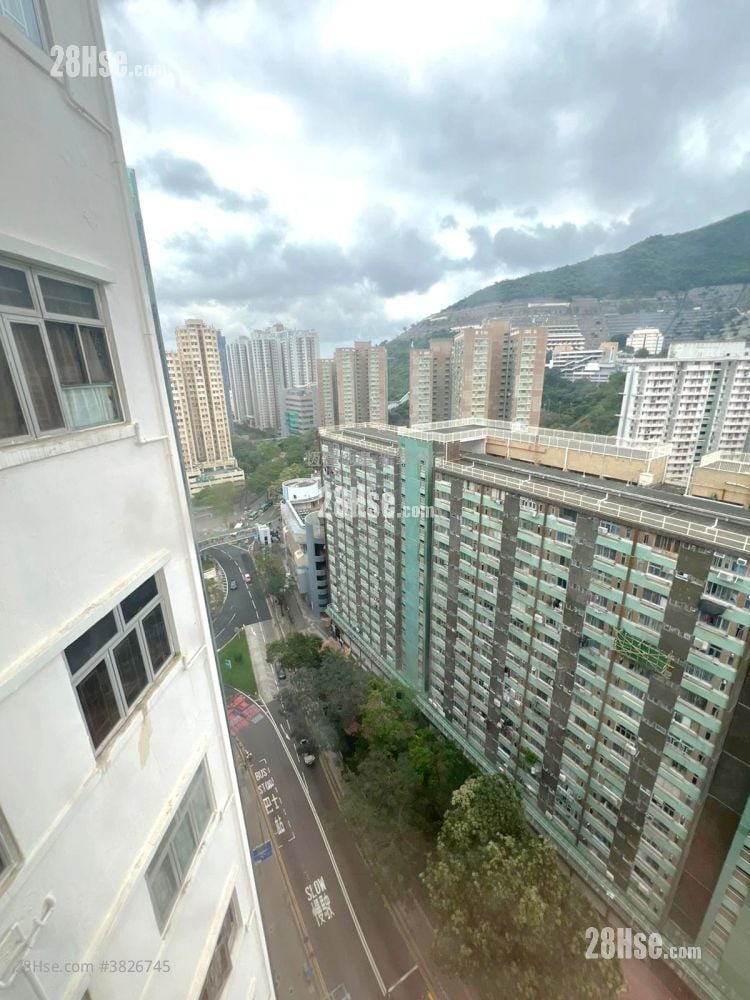 柴灣戲院大廈 租盤 2 房 , 1 浴室 408 平方呎