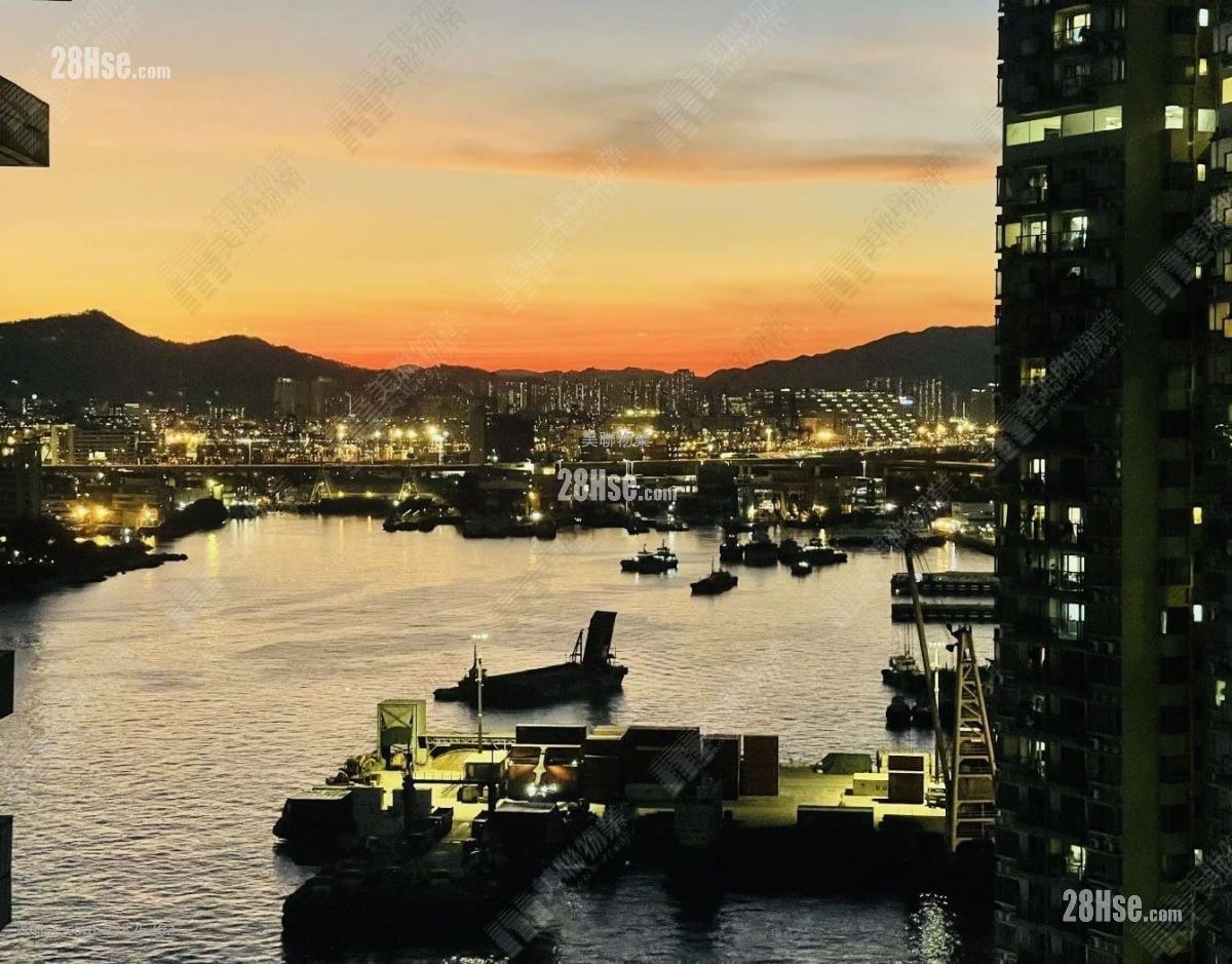 The Long Beach Sell 2 Bedrooms 563 ft²