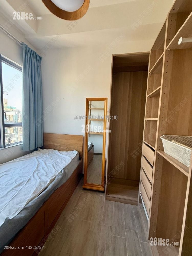 Astoria Crest Sell 1 Bedroom , 1 Bathroom 299 ft²