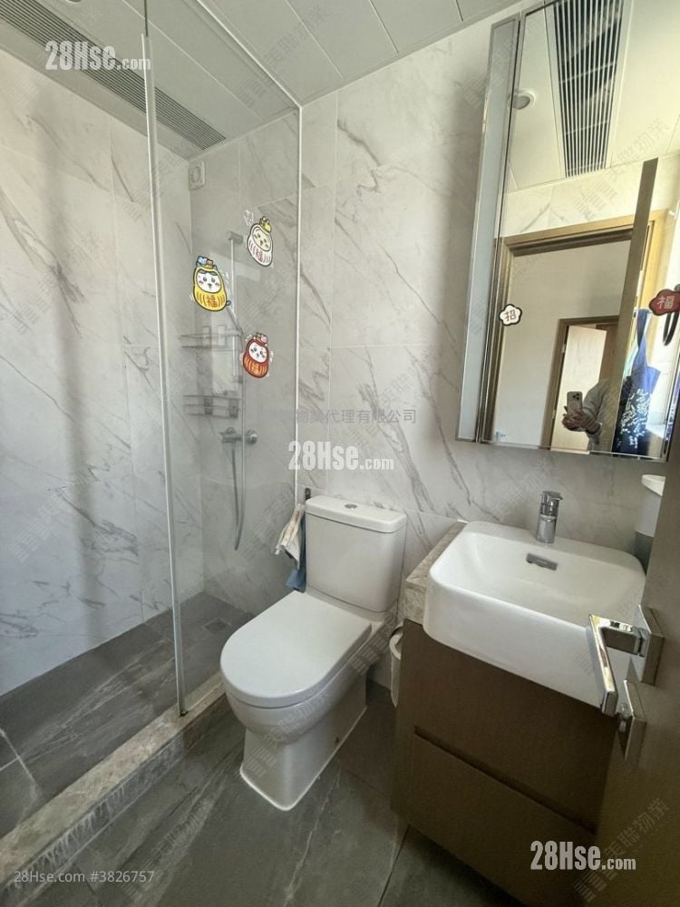 Astoria Crest Sell 1 Bedroom , 1 Bathroom 299 ft²