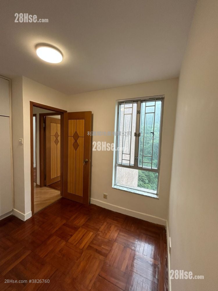 康景花園 租盤 3 房 , 1 浴室 561 平方呎