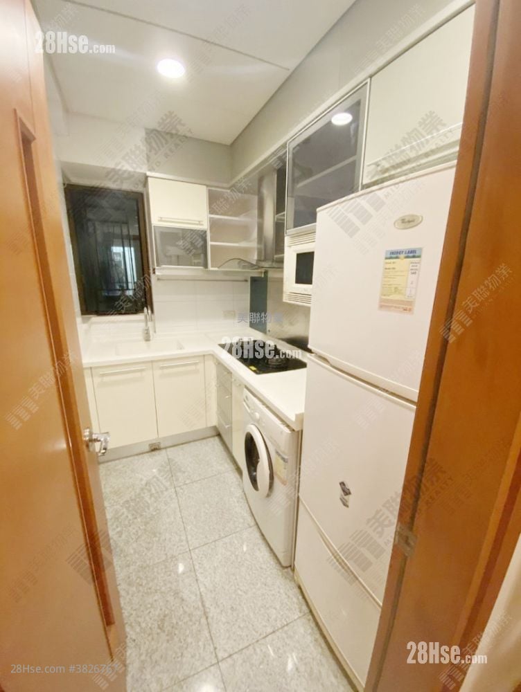 Noble Hill Sell 2 Bedrooms , 1 Bathroom 442 ft²