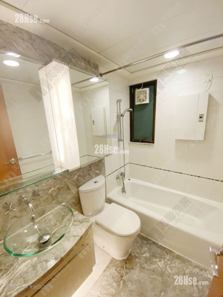 Noble Hill Sell 2 Bedrooms , 1 Bathroom 442 ft²