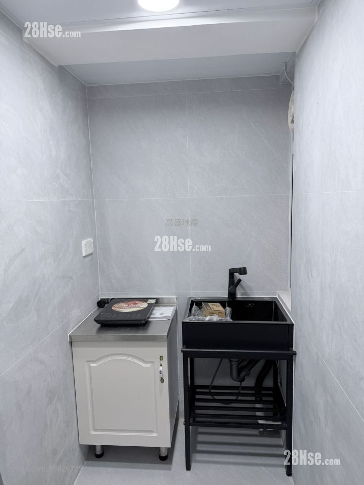 康福樓 租盤 2 房 , 1 浴室 283 平方呎