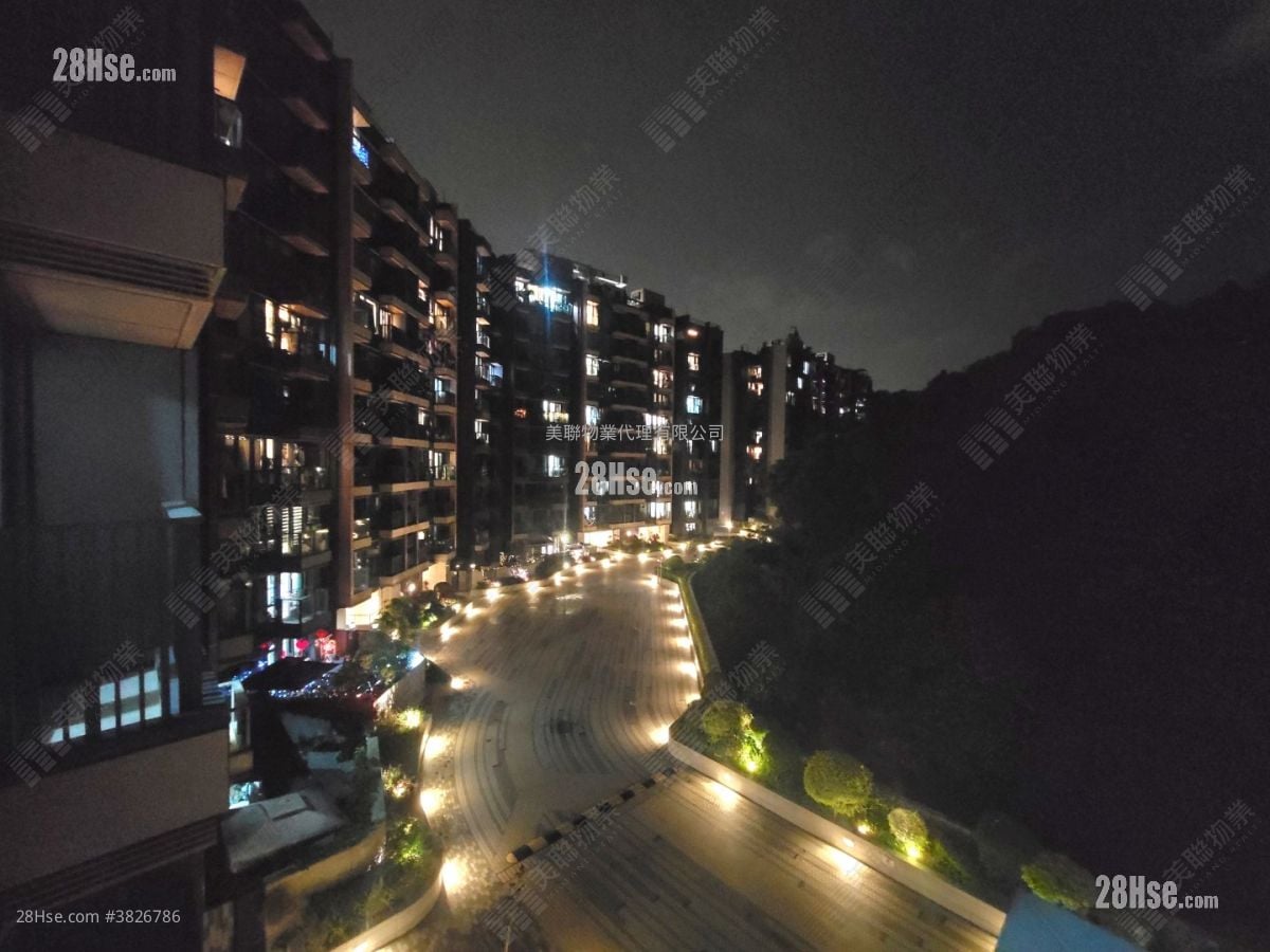 The Regent Sell 2 Bedrooms 524 ft²