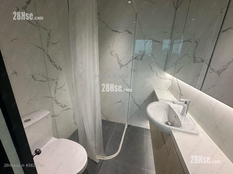 曼克顿山 售盘 4 房 , 3 浴室 1,351 平方尺