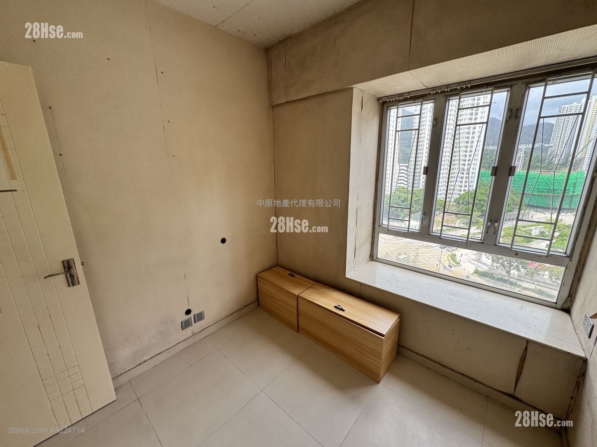 盈丰园 售盘 2 房 , 1 浴室 390 平方尺