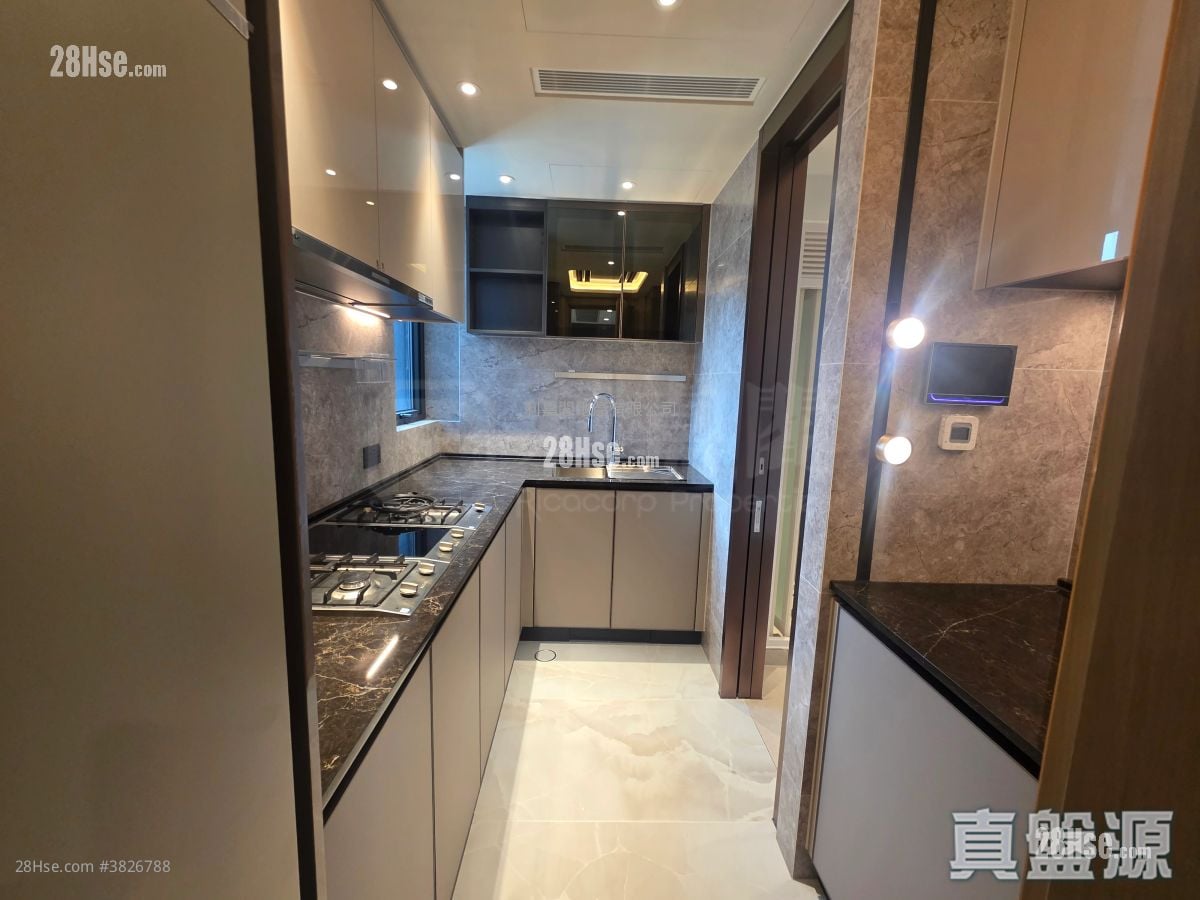 天璽海 租盤 4 房 , 3 浴室 1,089 平方呎