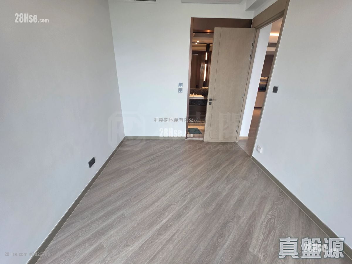 天璽海 租盤 4 房 , 3 浴室 1,089 平方呎