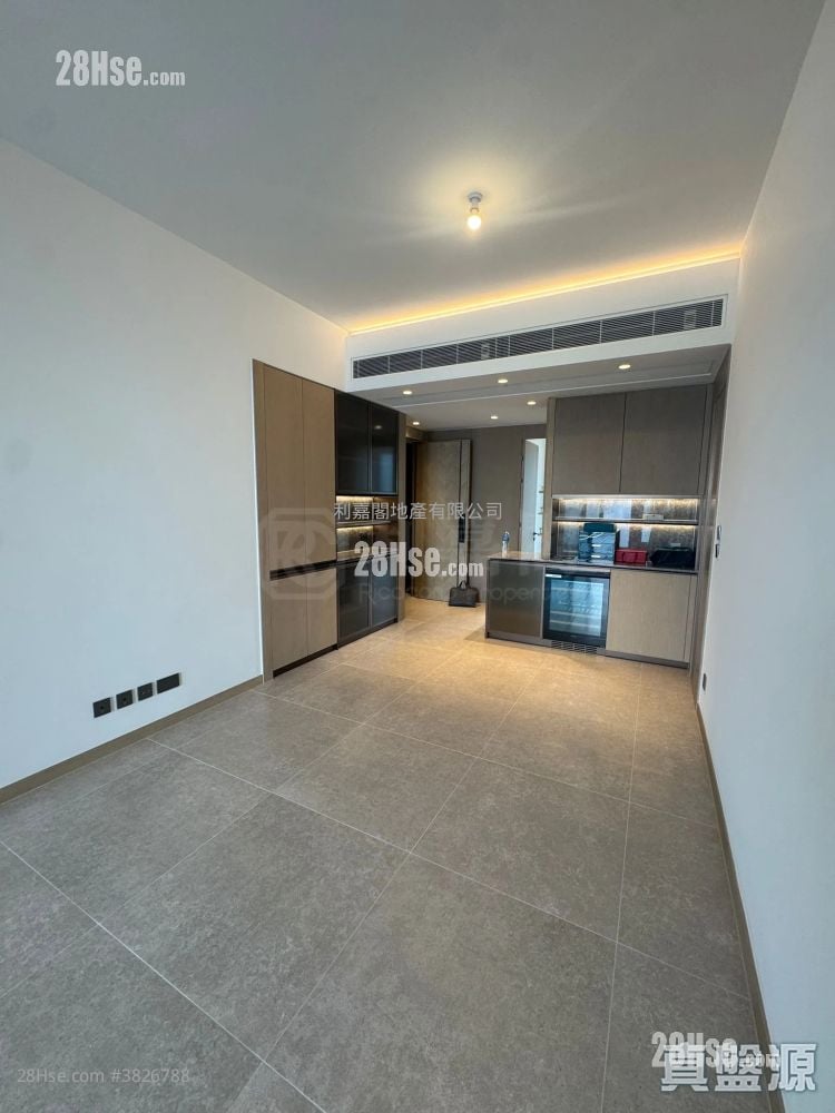 天璽海 租盤 4 房 , 3 浴室 1,089 平方呎