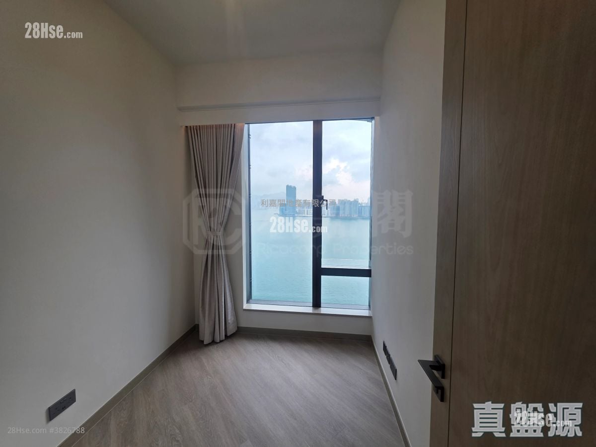 天璽海 租盤 4 房 , 3 浴室 1,089 平方呎