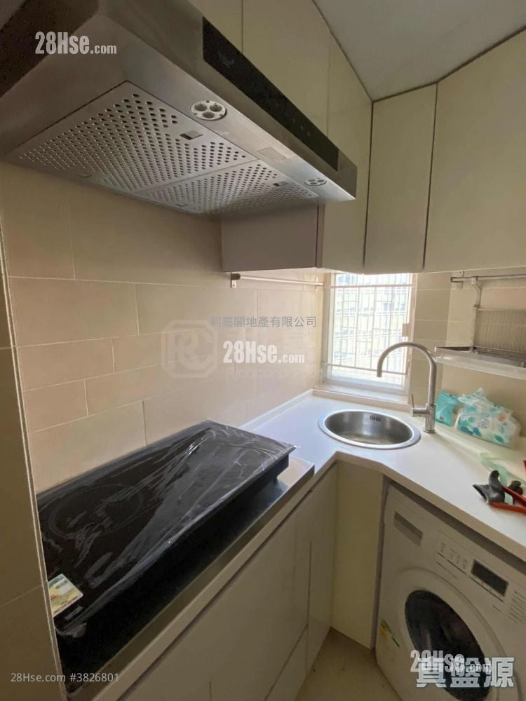 華蘭花園 售盤 2 房 , 1 浴室 375 平方呎