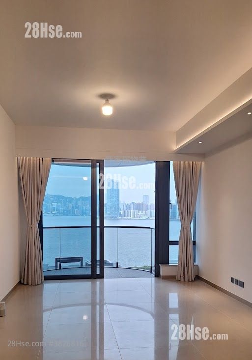 Luxury Apartment Sell 1,408 ft²