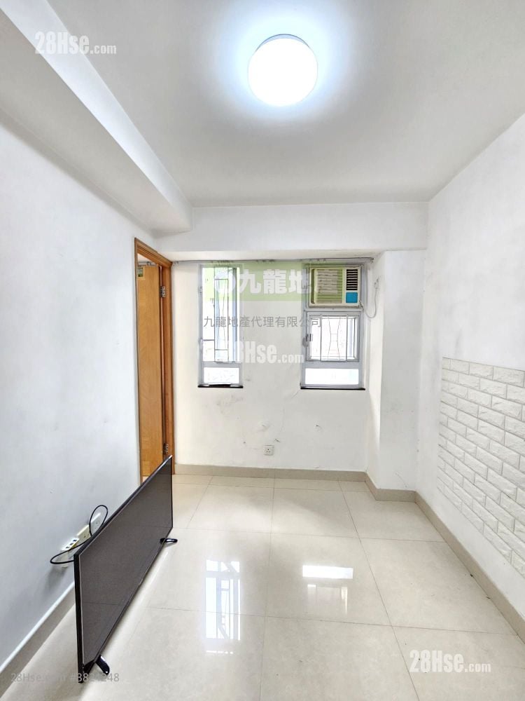 嘉安大楼 租盘 2 房 , 1 浴室 203 平方尺