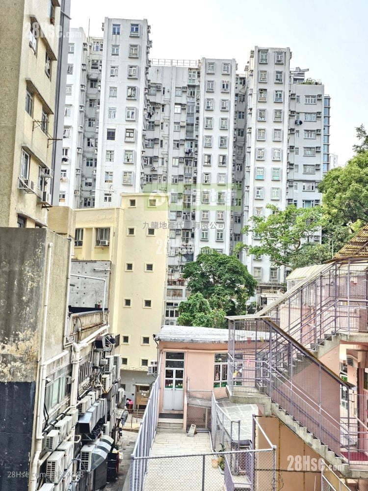 嘉安大楼 租盘 2 房 , 1 浴室 203 平方尺