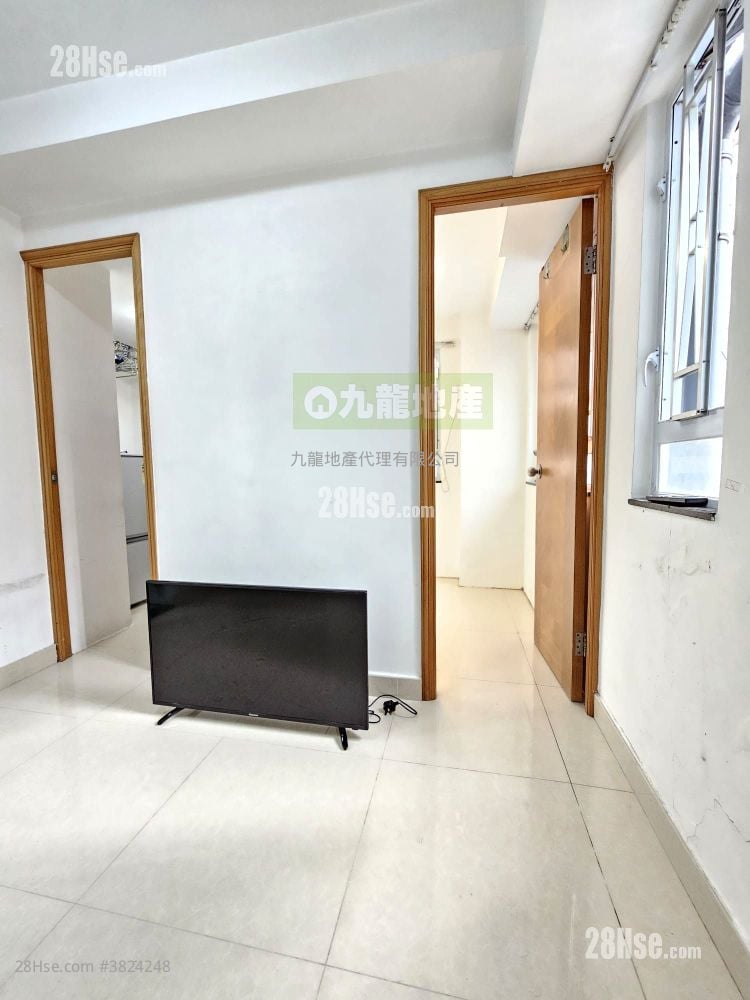 嘉安大楼 租盘 2 房 , 1 浴室 203 平方尺