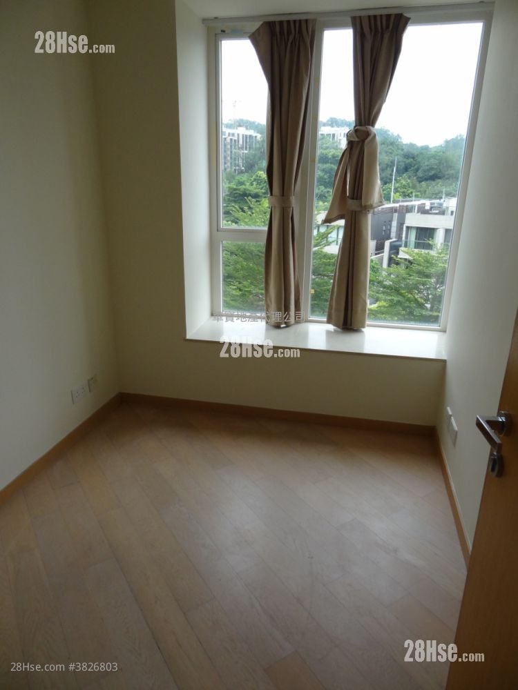 星堤 售盘 4 房 , 3 浴室 1,259 平方尺