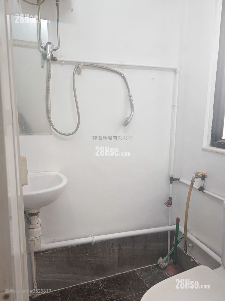 Co-Tack Industrial Building Rental Studio , 1 Toilet